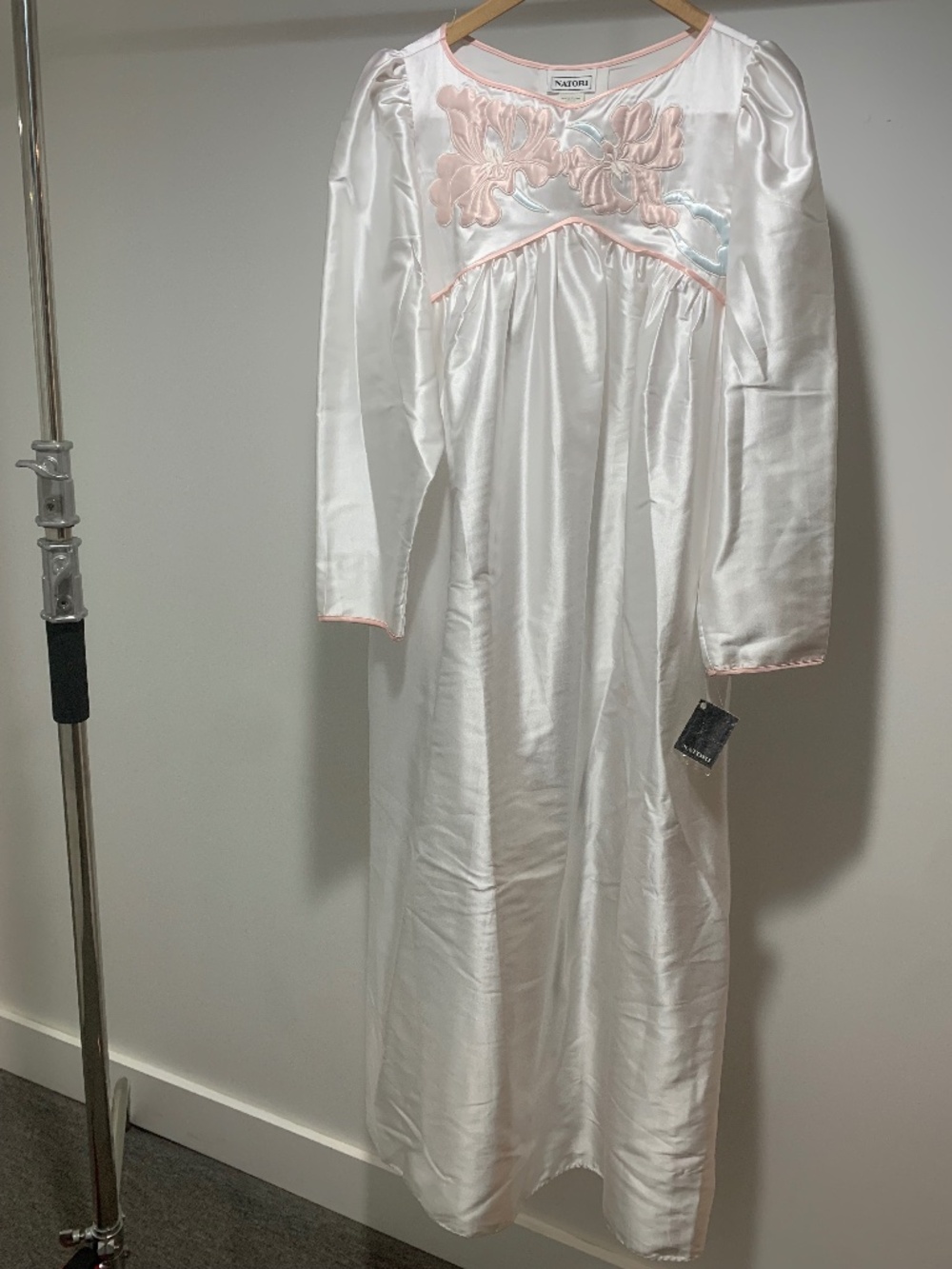 Vintage Natori Satin Nightgown Medium White Pink Floral Appliqué Long Sleeve
